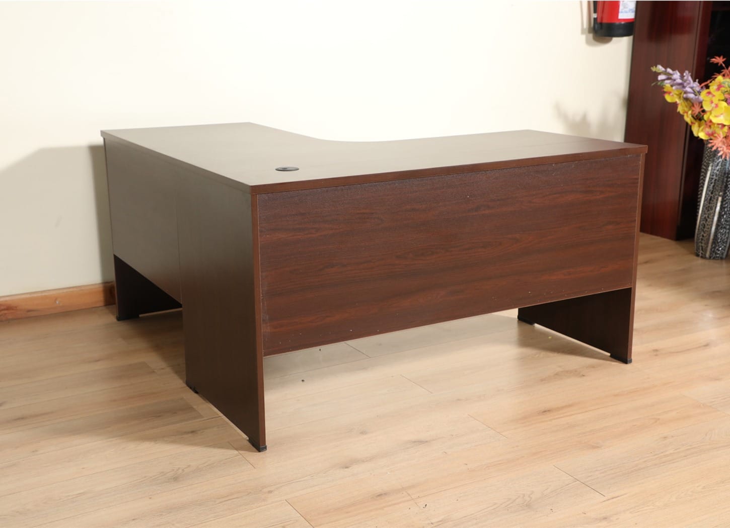 1200mm Curved Office Desk